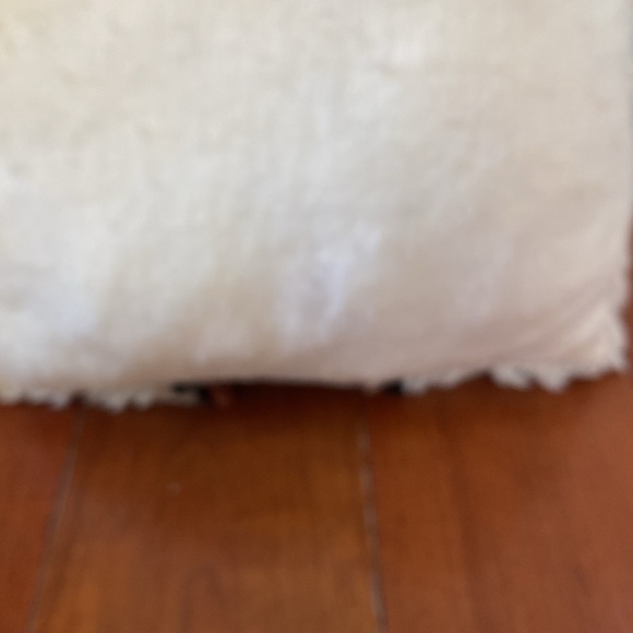 VTG Rudolph the Red Nosed Reindeer latch hook Christmas pillow completed 11x11” - Picture 7 of 7